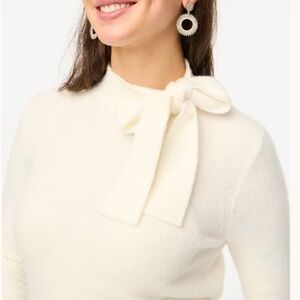 J.Crew ivory cream bow sweater in extra soft yarn